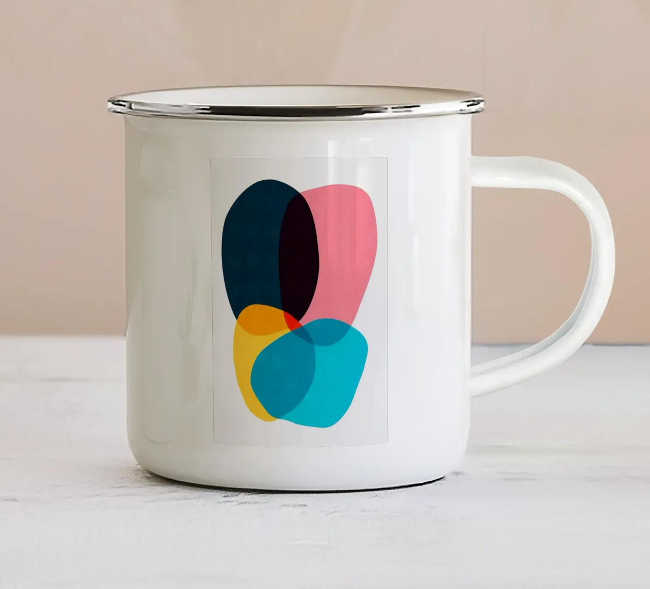 Figure astratte tazza in smalto da ColorShop