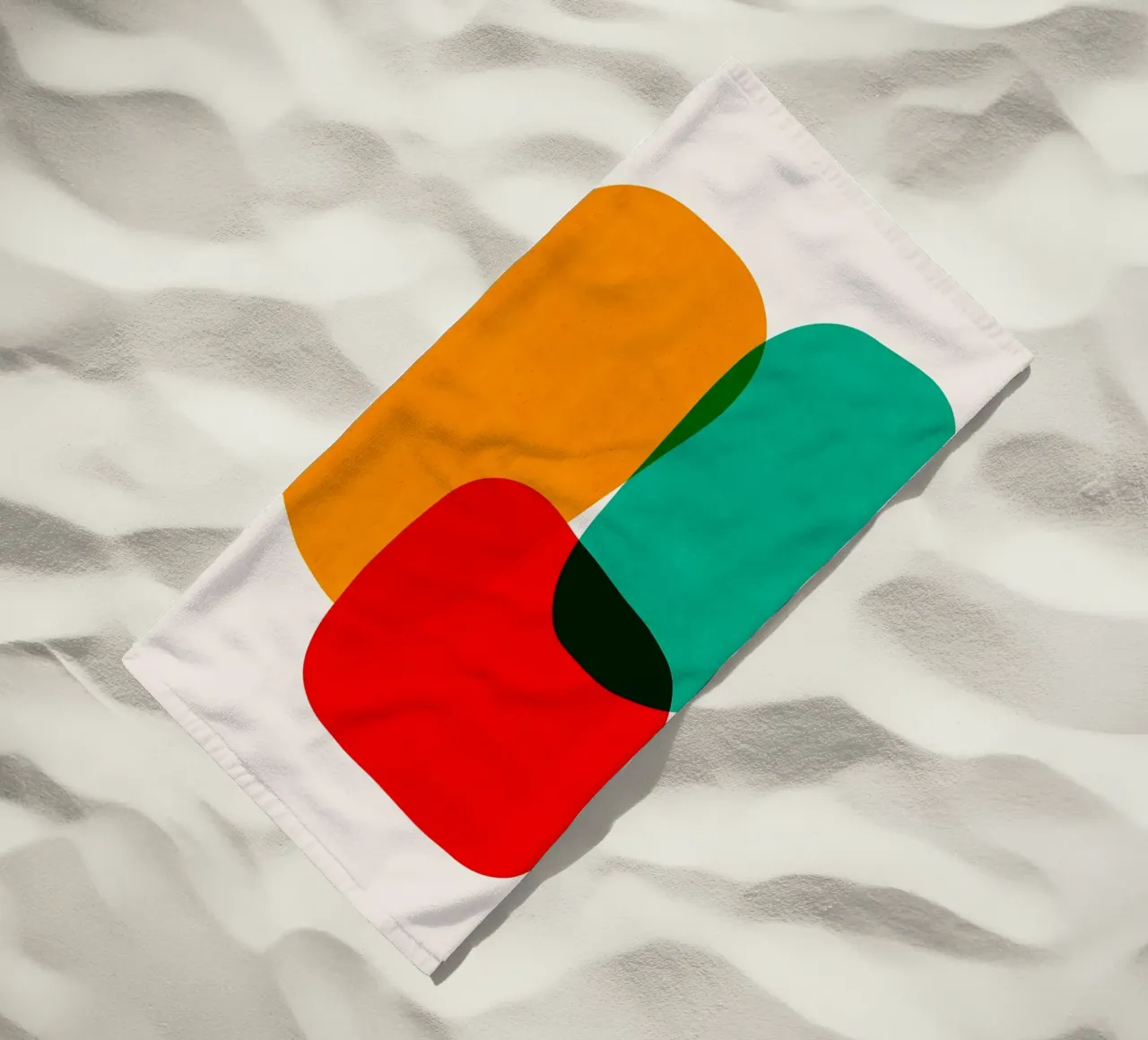 Forme colorate telo mare da Rick Thompson