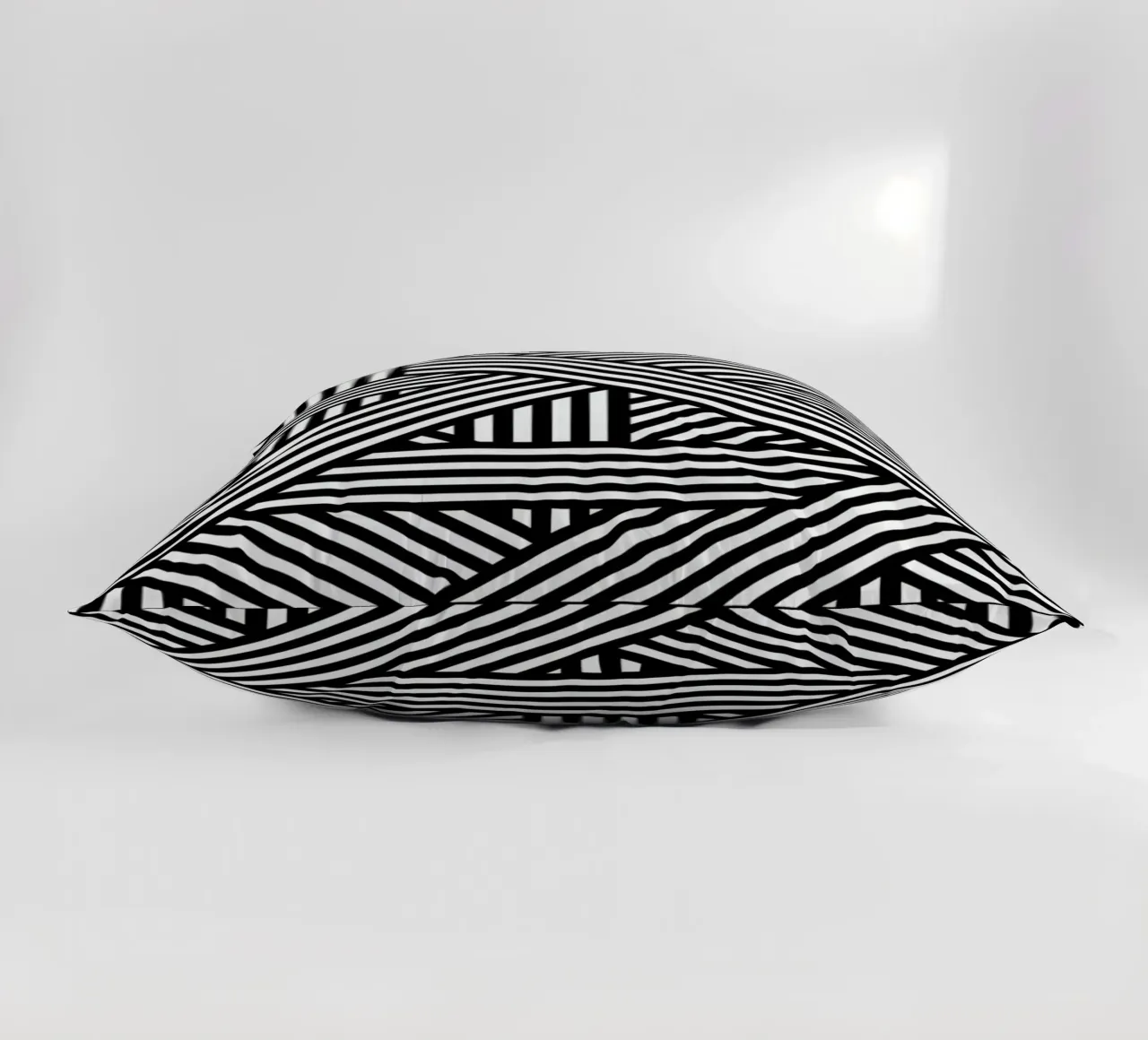 B&W Lines Kissen von The Wall Shop
