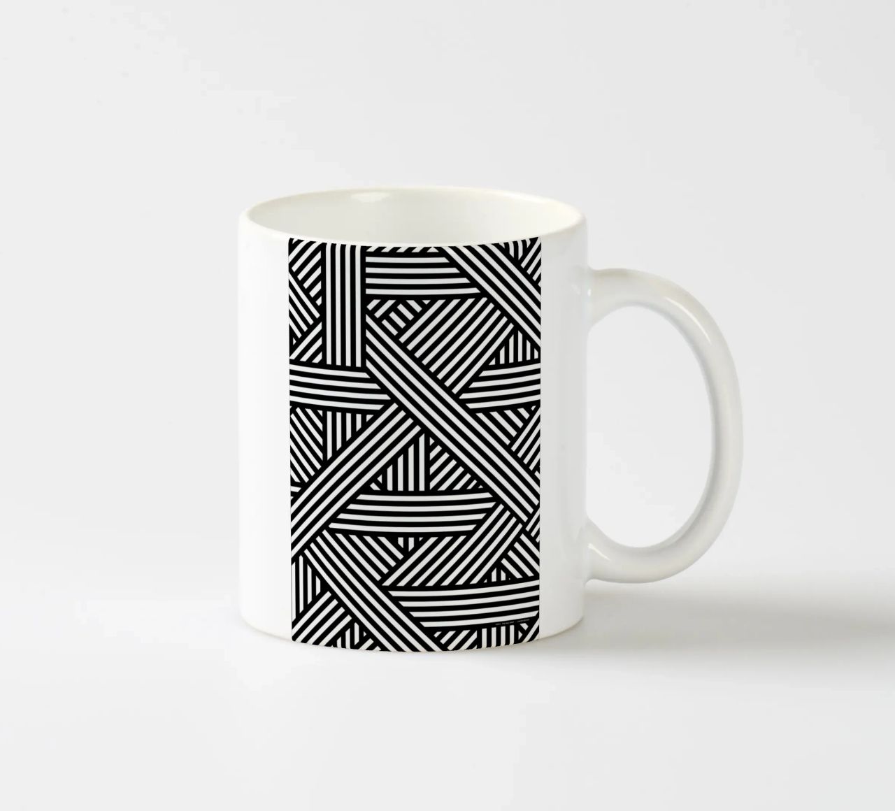 B&W Lines mug en céramique de The Wall Shop