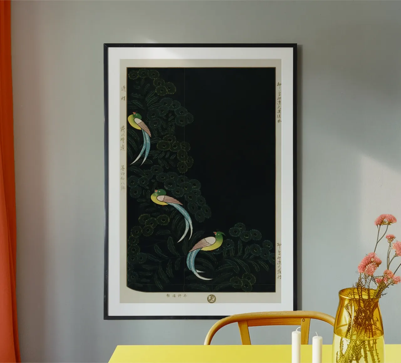 three colorful birds poster con telaio in legno da vintageshop