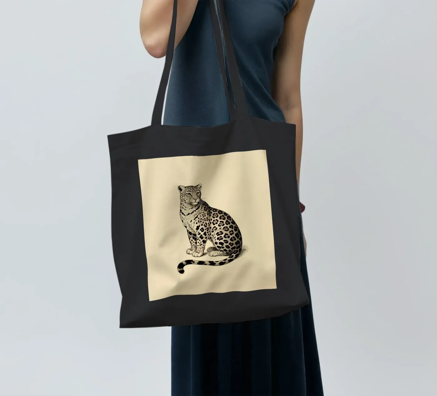Leopard tote bag by knowledge