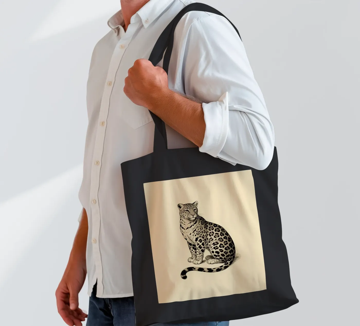 Leopard tote bag by knowledge