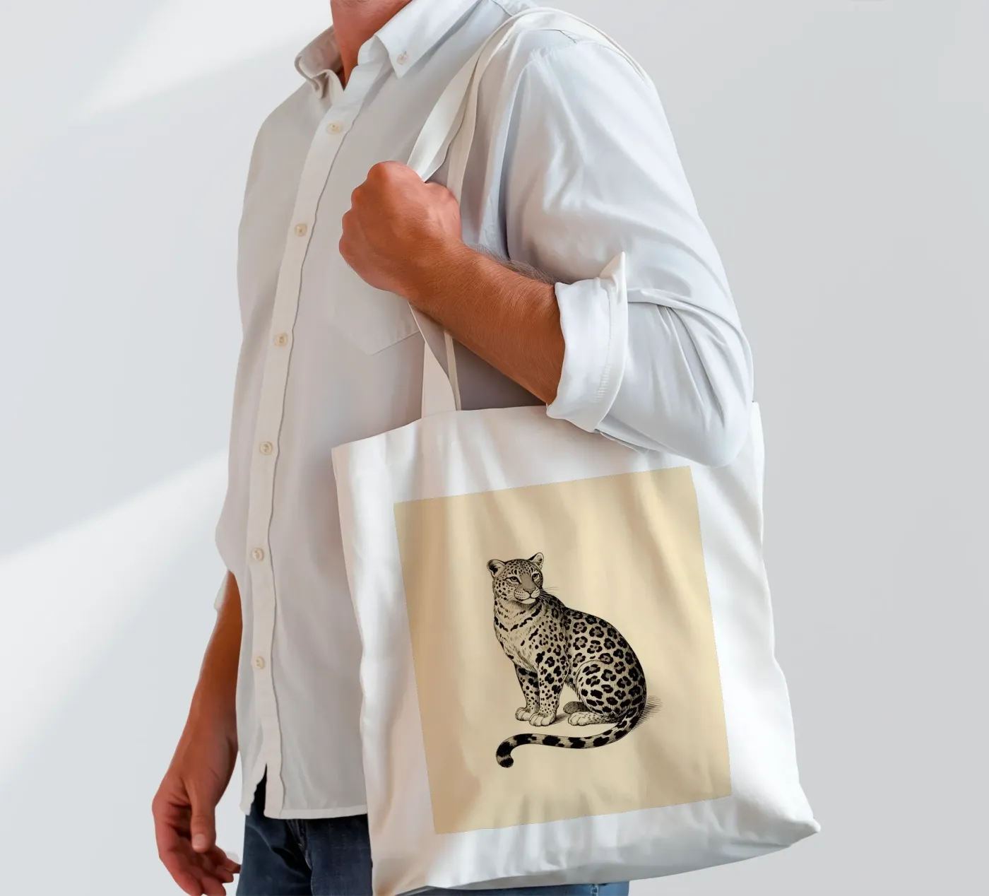 Leopard tote bag by knowledge