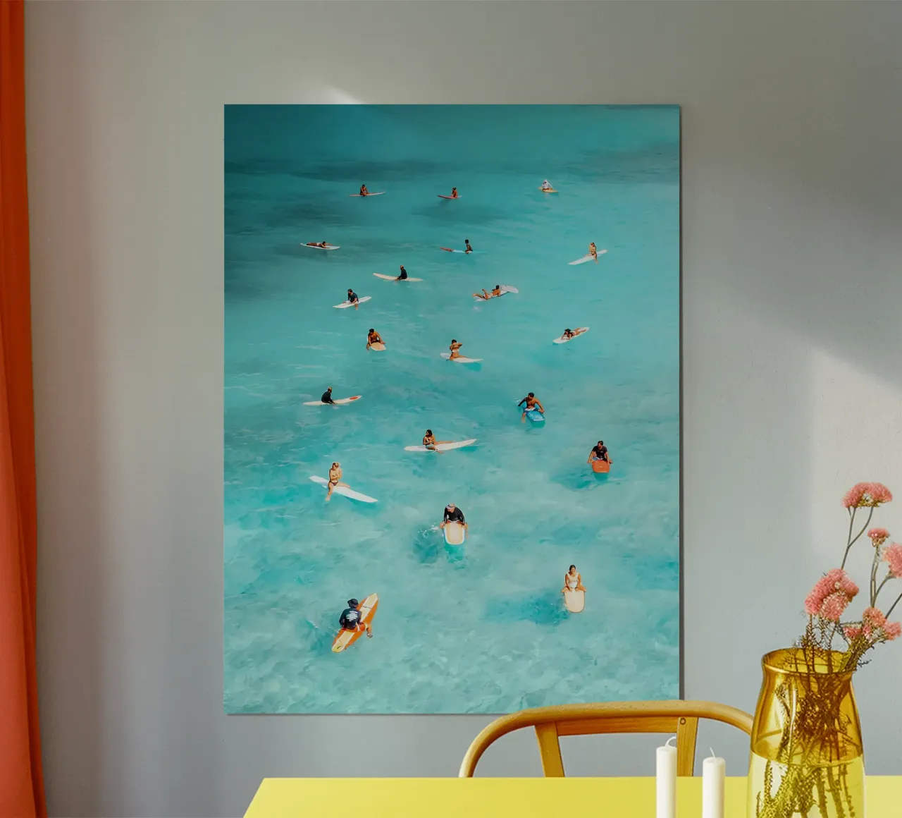 Aspettando le onde poster con telaio in plastica da Eldon S Kiser