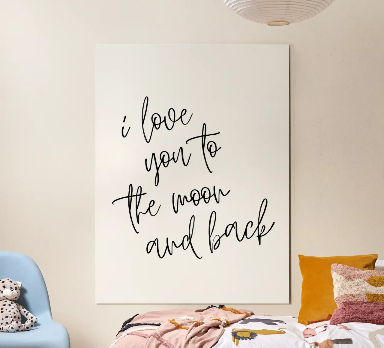 I love you to the moon and back poster con telaio in alluminio da PinkCandyWalls