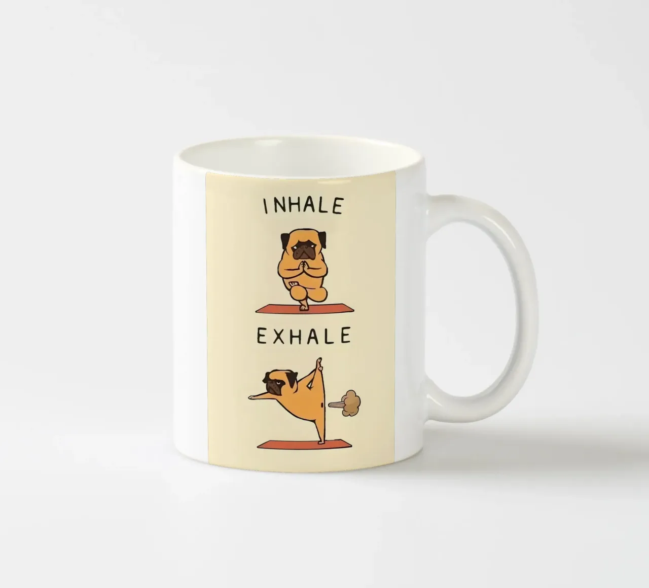 pug doing yoga tazza in ceramica da Type & Tape