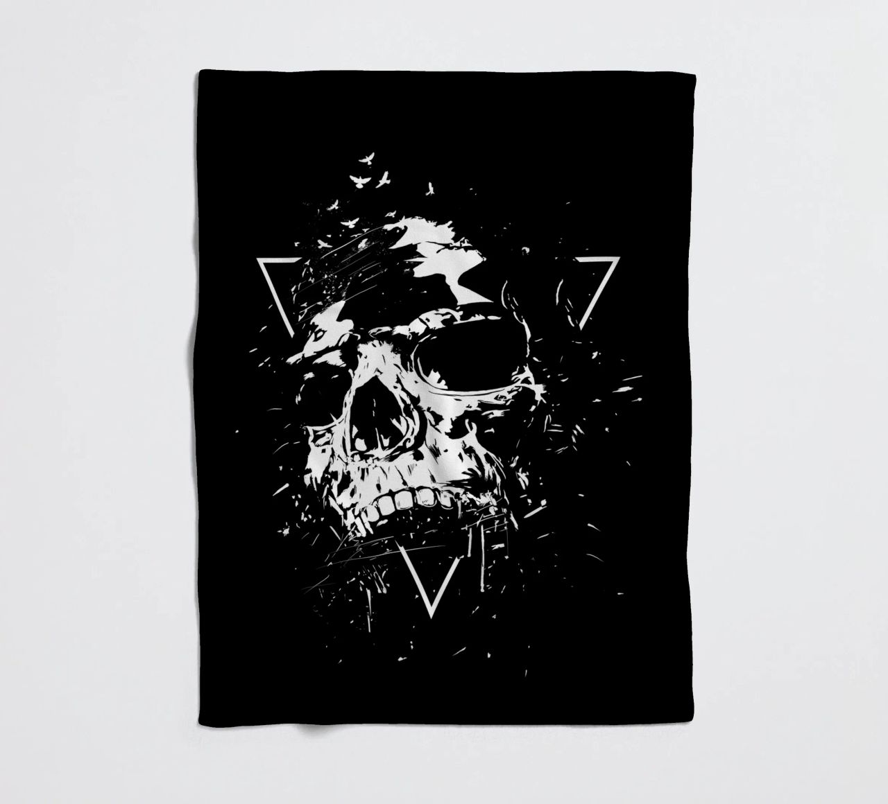 Skull X (b&w) coperta in pile da Balazs Solti