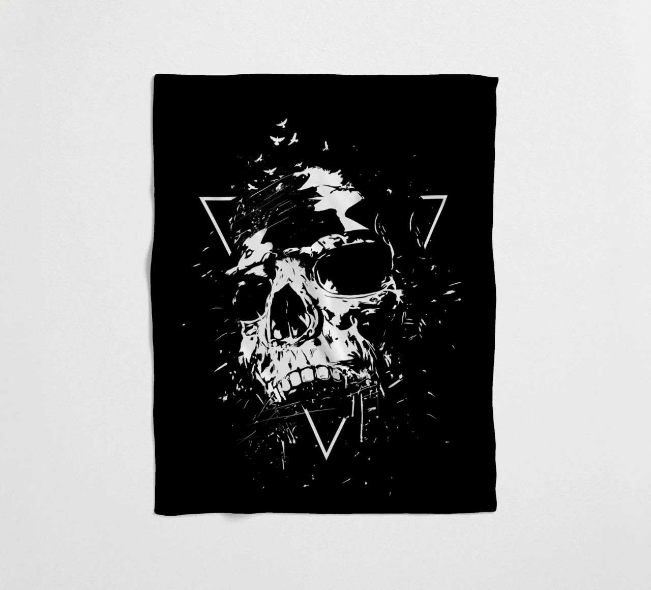 Skull X (b&w) coperta in pile da Balazs Solti
