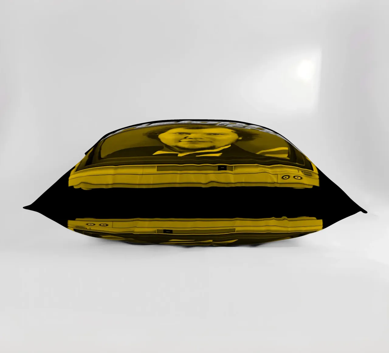 Soft Rock Christopherr Cross cuscino da igoshdesigns