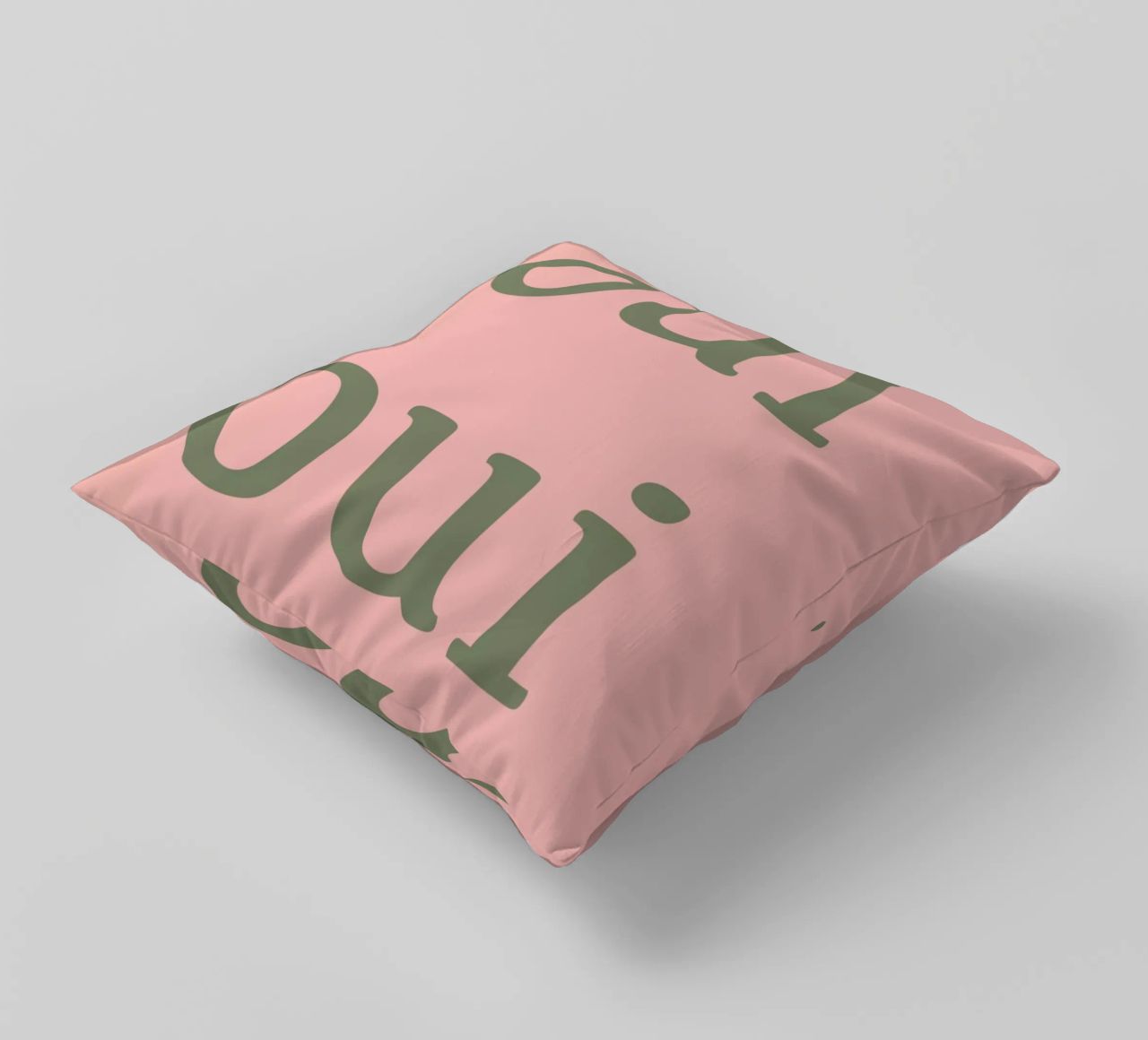 Oui Oui design tipografico francese cuscino da Proper job studio