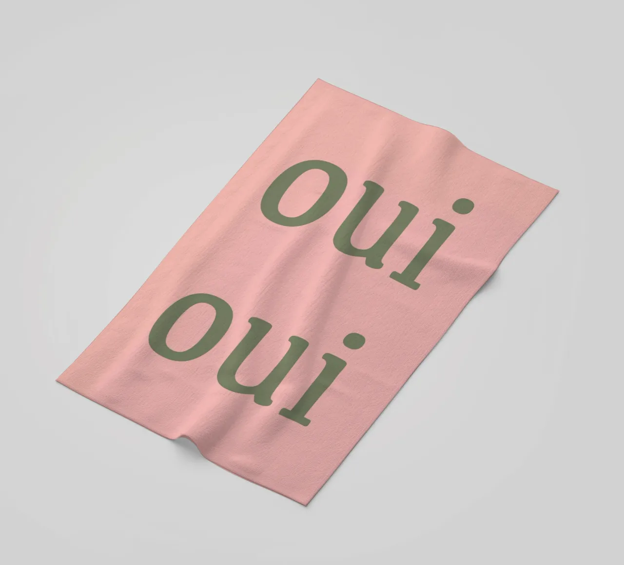 Oui Oui design tipografico francese telo mare da Proper job studio