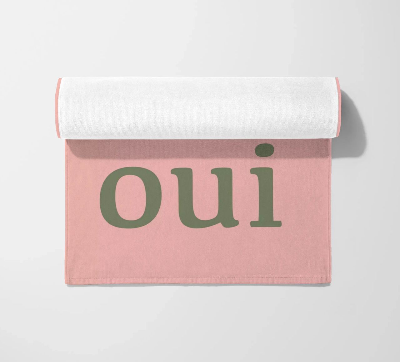 Oui Oui design tipografico francese telo mare da Proper job studio