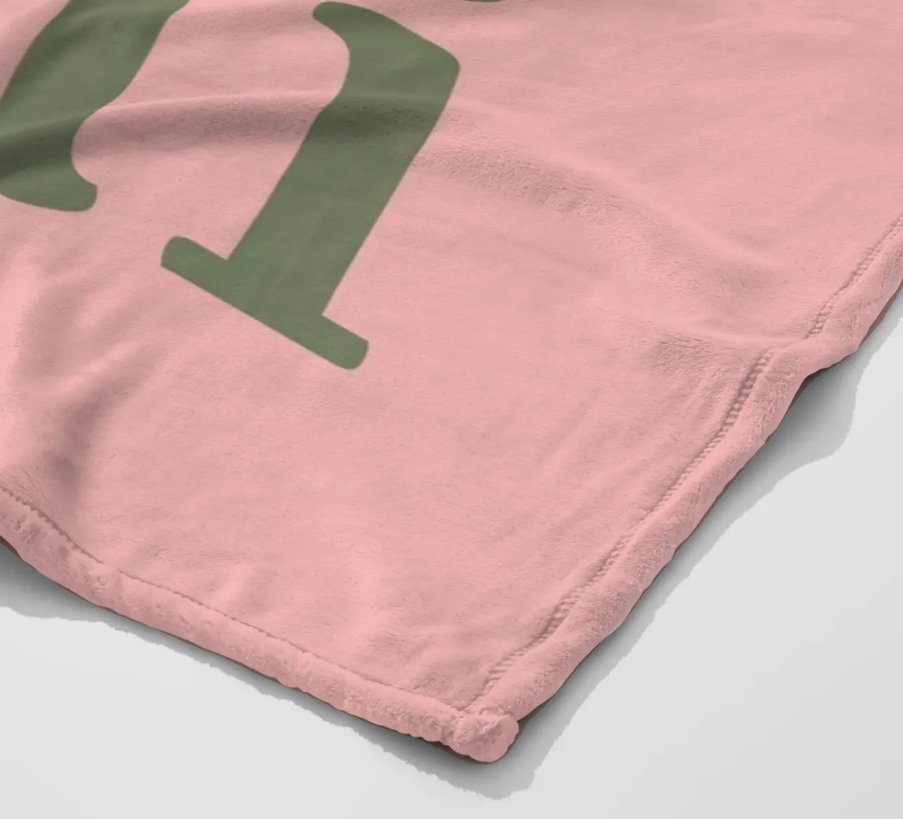 Oui Oui Typographie française design plaid polaire de Proper job studio