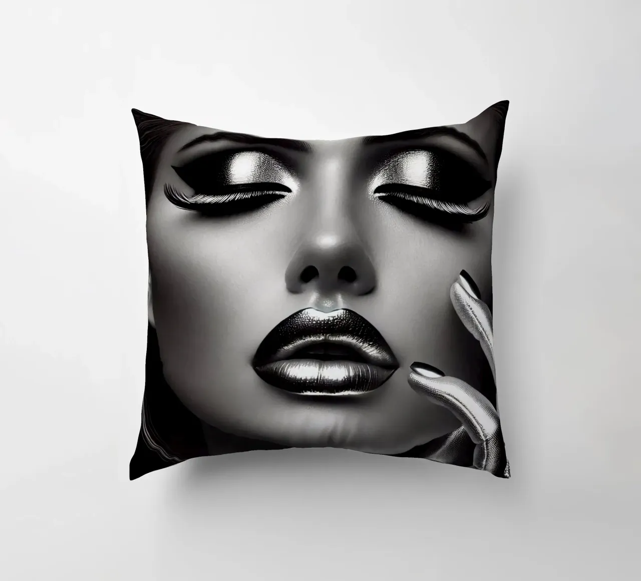 Bellezza in un design d'argento cuscino da BenCoStyle