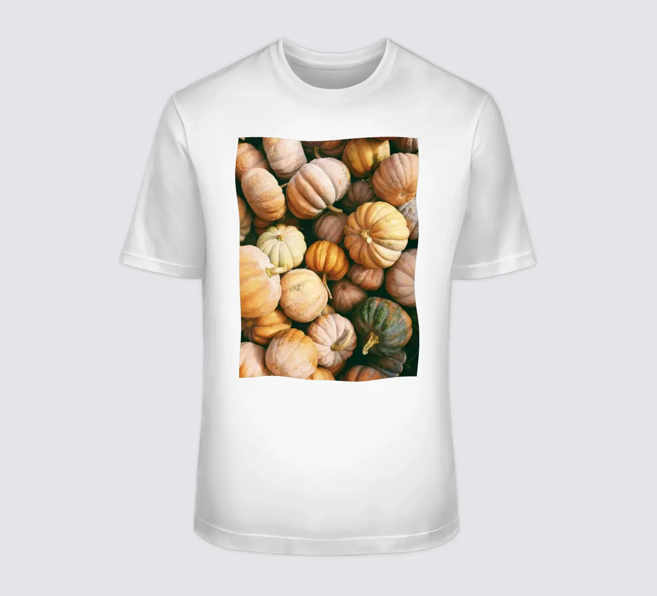 Zucche d'autunno t-shirt da IamHomeStudio