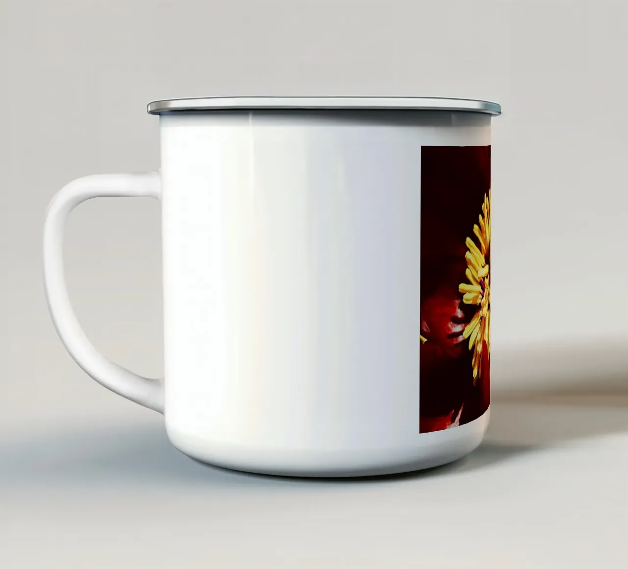 Peonia rossa in primo piano - Stampa d'arte floreale simile a un grembo materno tazza in smalto da jay