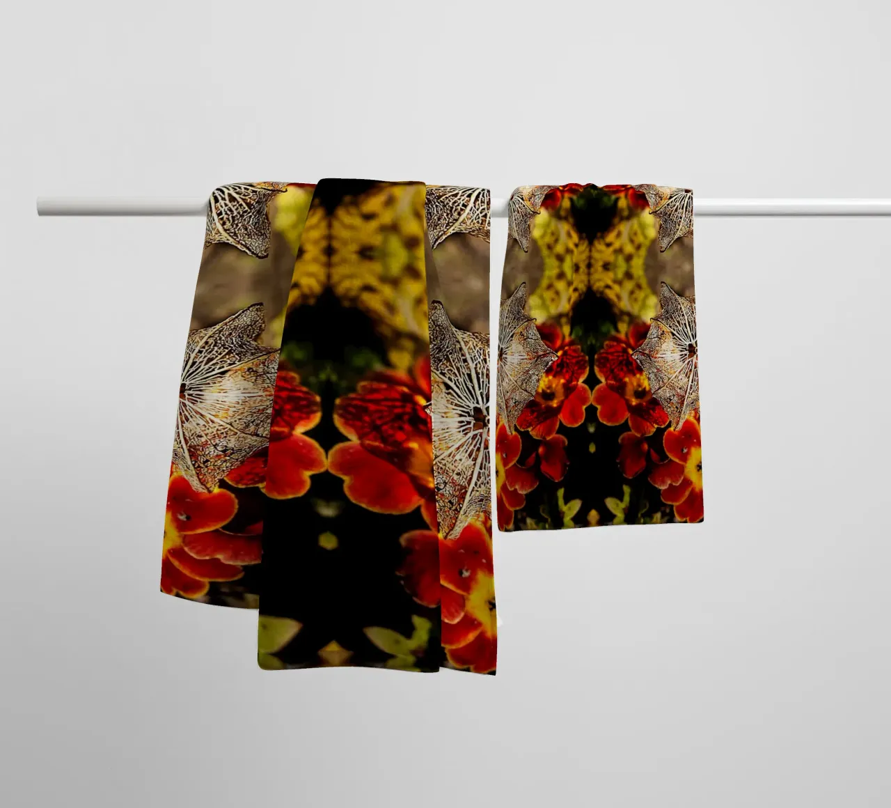 Mesmerized by your alien look ā Mirroring Fine Art Print towel by jay