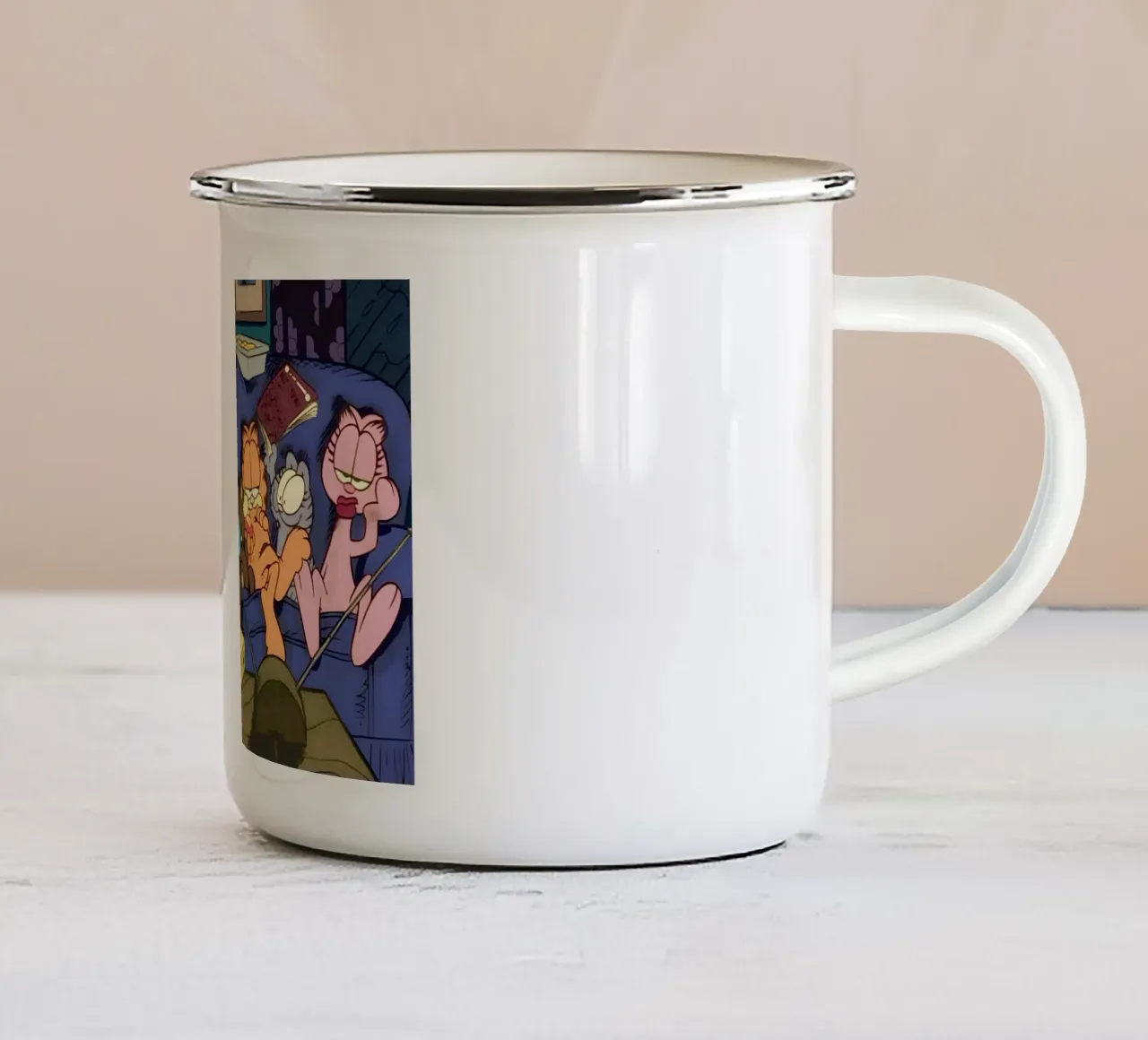 watching TV with Garfield tazza in smalto da Low poly art