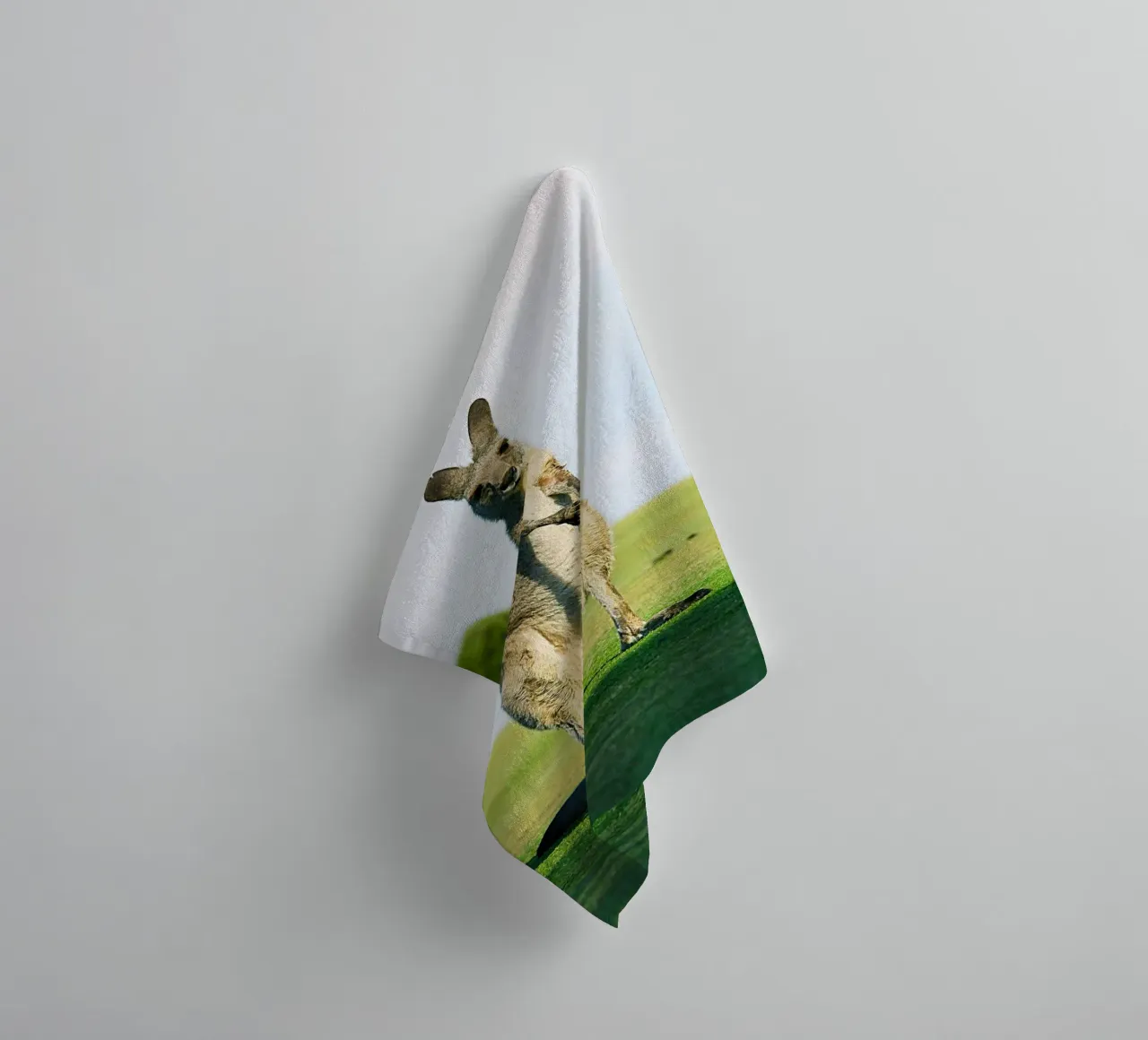 Spring in design badhanddoek van Nature's Palette