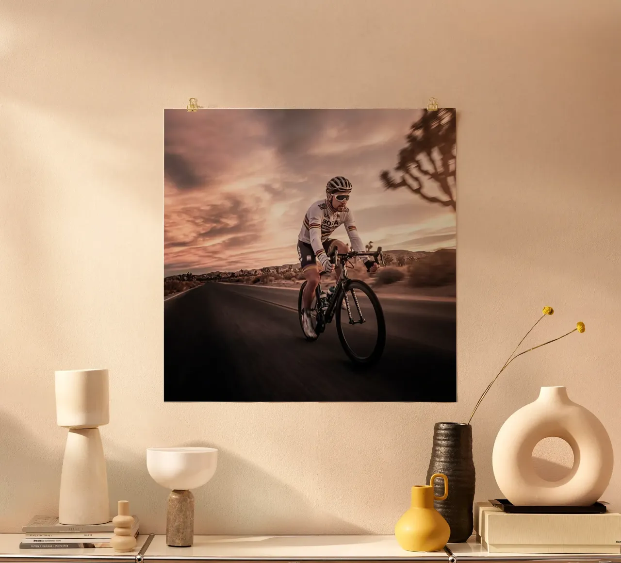 in bicicletta da soli poster da ambo store