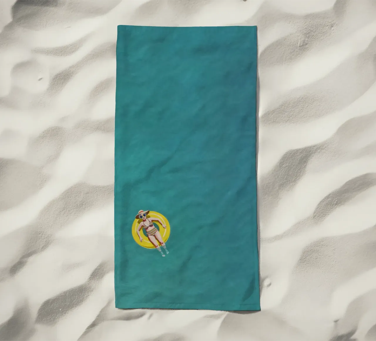 Nageur dérivant sur un beignet jaune, vue aérienne serviette de plage de Hecate Pim Designs