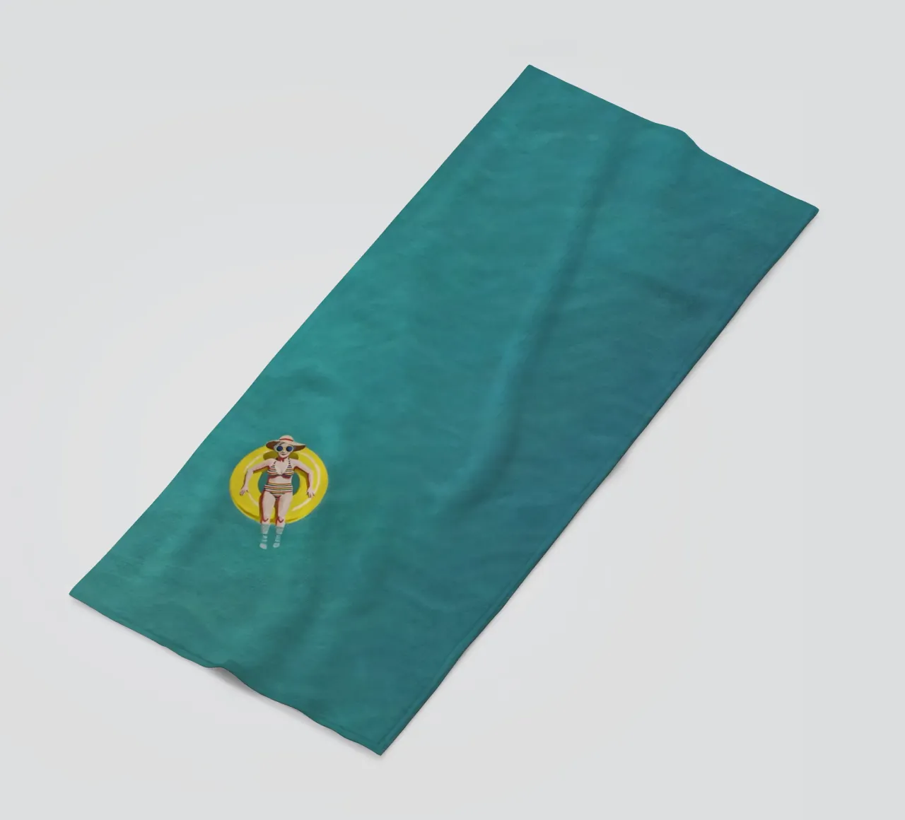 Nageur dérivant sur un beignet jaune, vue aérienne serviette de plage de Hecate Pim Designs