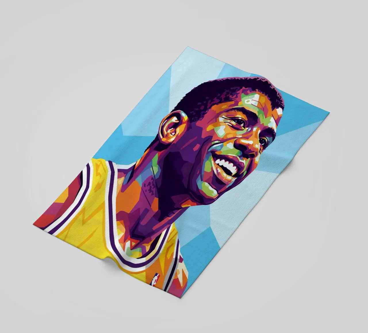 Magic Johnson con il suo iconico sorriso telo mare da Hantamrata