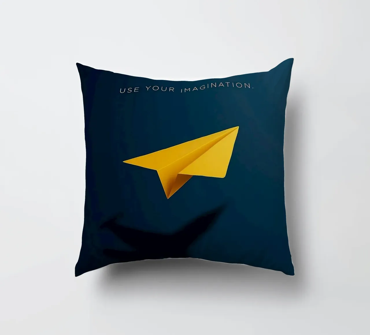 paper plane shape cuscino da comura