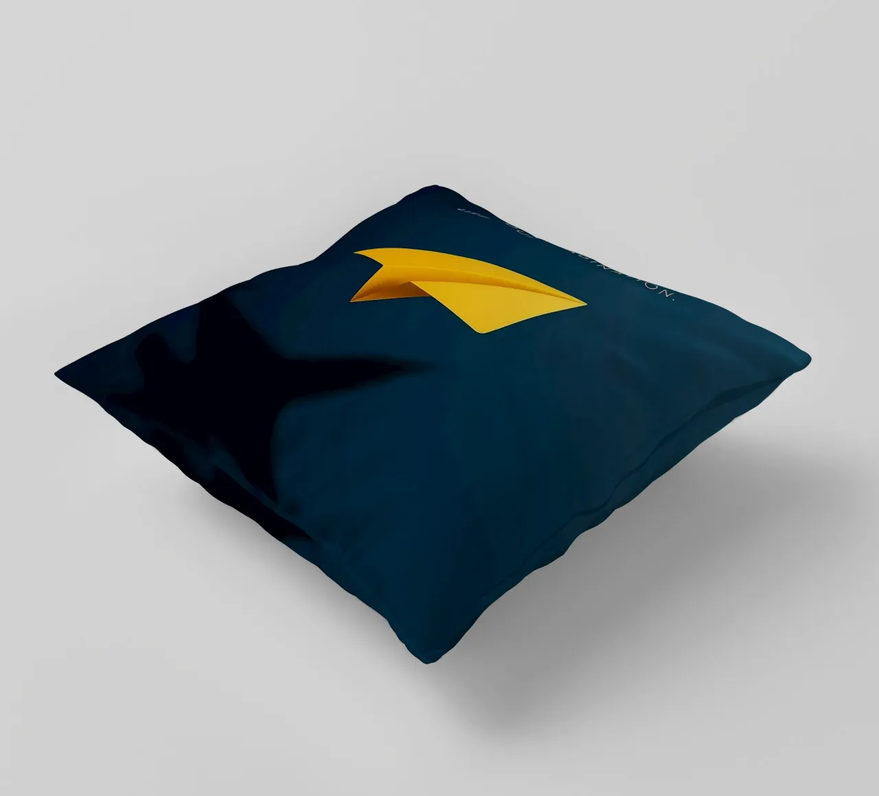 paper plane shape cuscino da comura