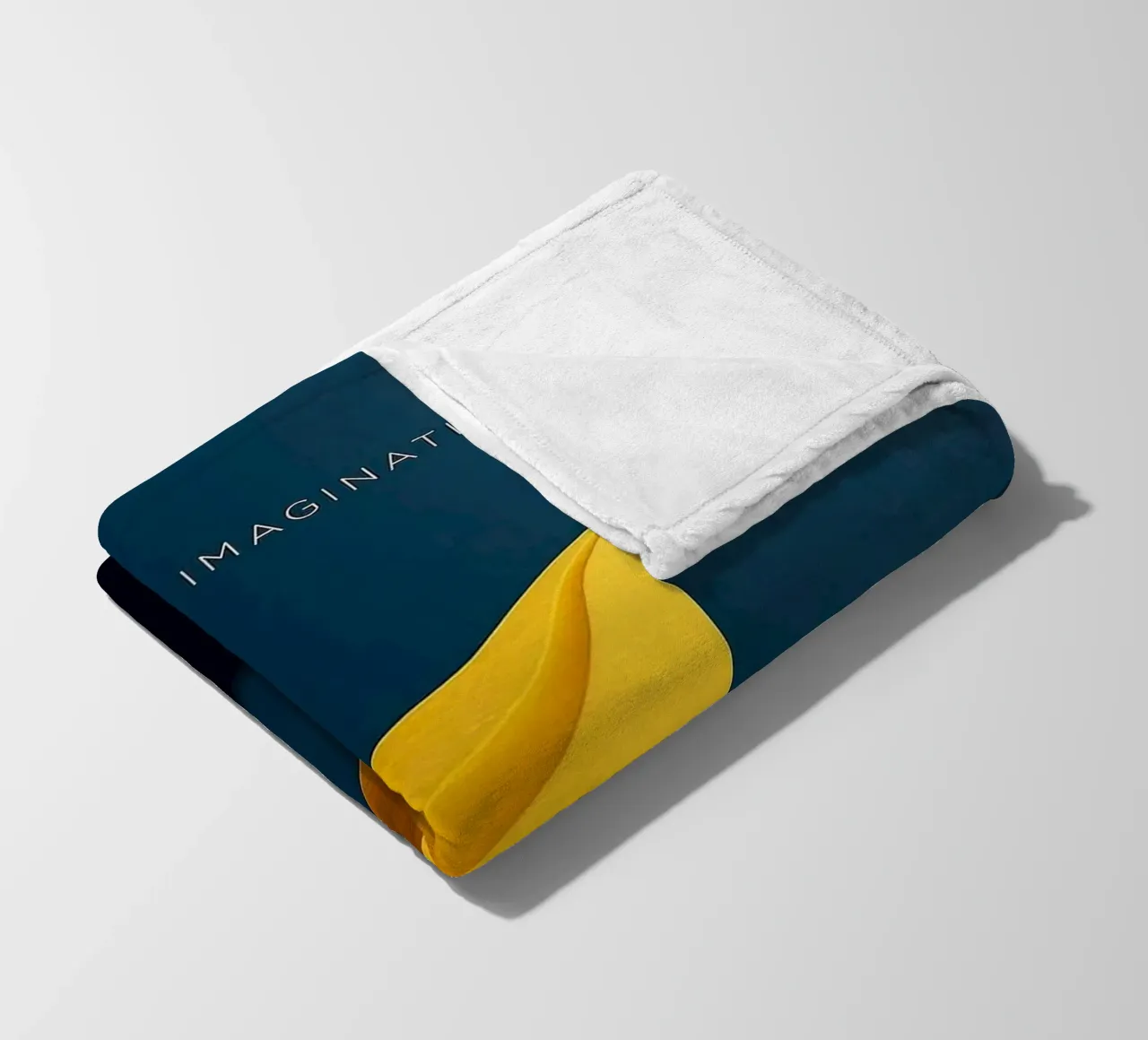 paper plane shape coperta in pile da comura
