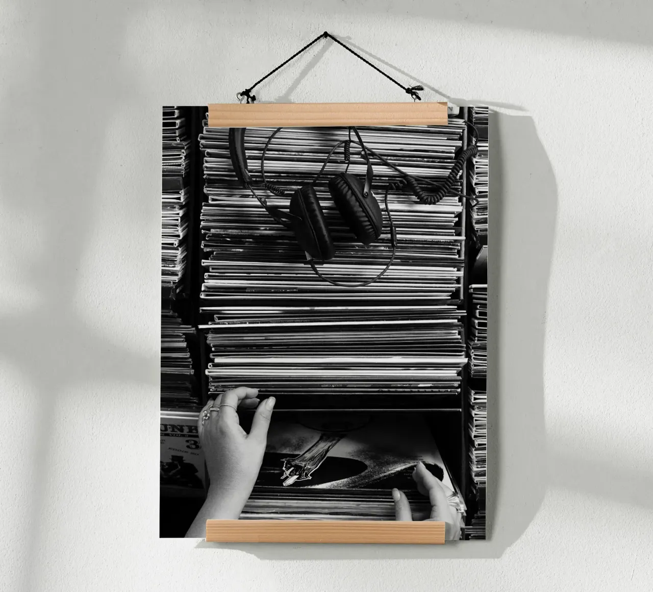 Attraverso l'archivio poster con telaio in alluminio da vintgeseyn