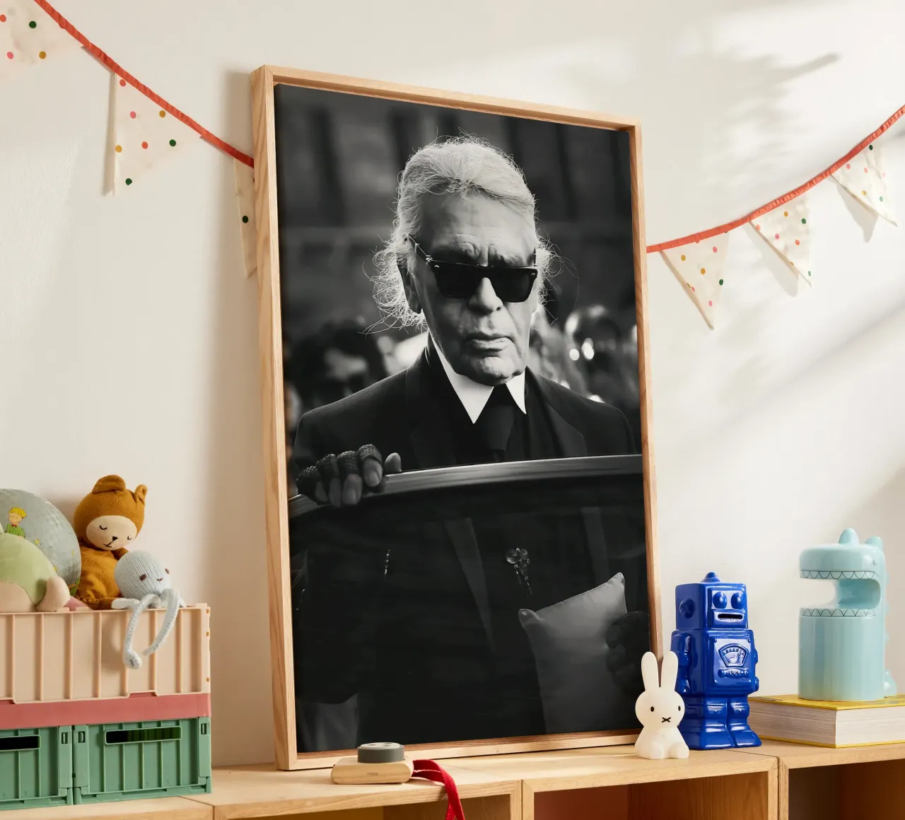 Karl Lagerfeld canvas with Floater frame by vintgeseyn