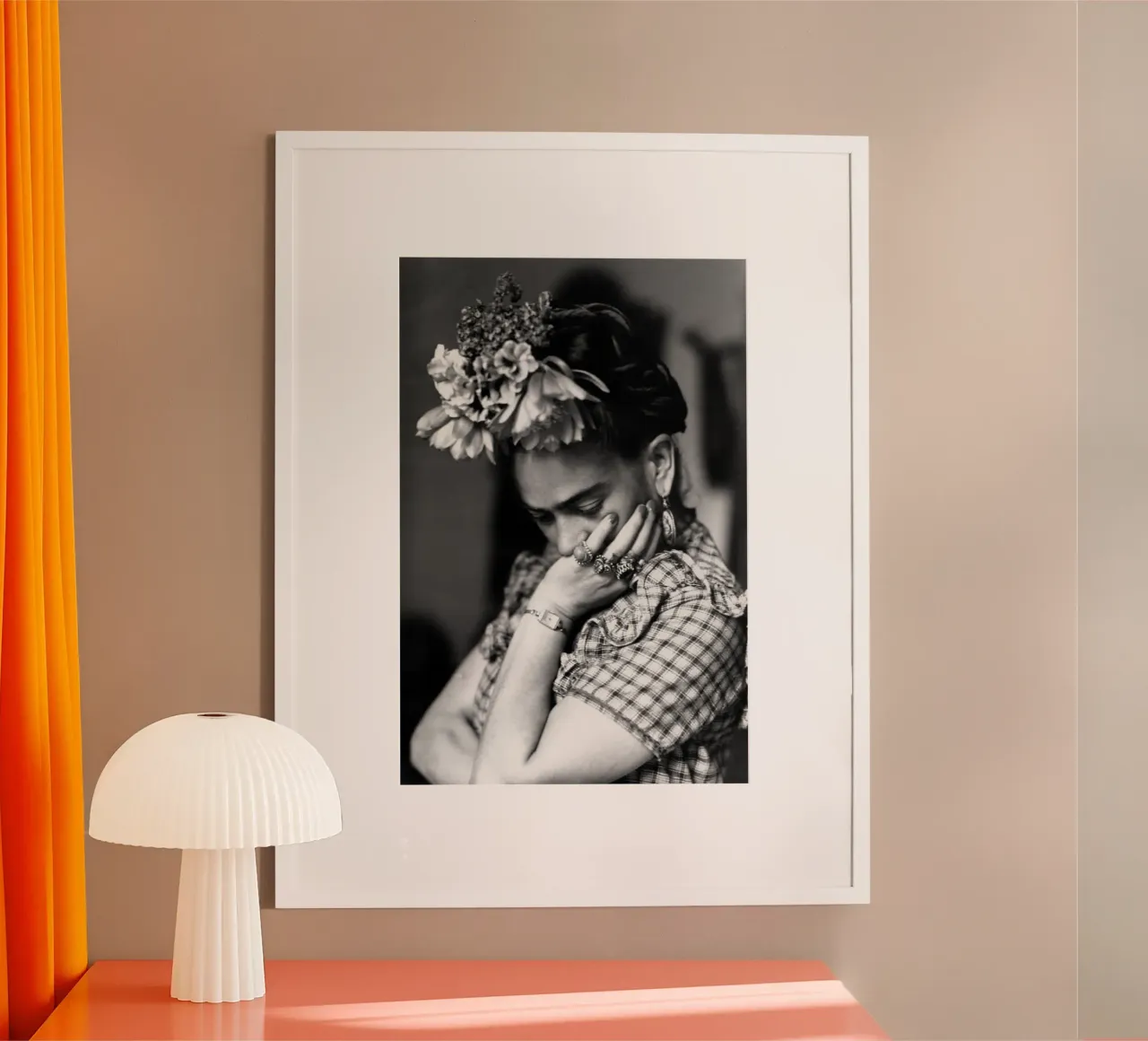 Frida Kahlo poster con telaio in alluminio da vintgeseyn