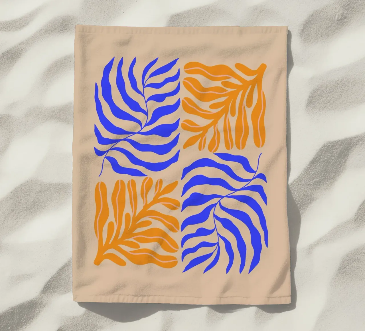Modern Botanical Art Print | Blue and Orange Abstract Leaves telo mare da PrintCessStudio