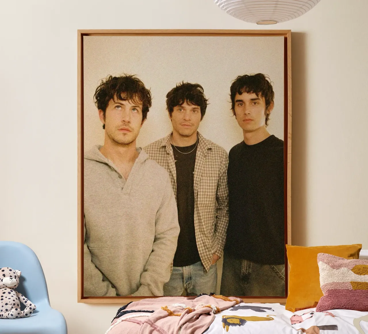Endlose Indie-Nächte Leinwand mit Schattenfugenrahmen von ktlocb