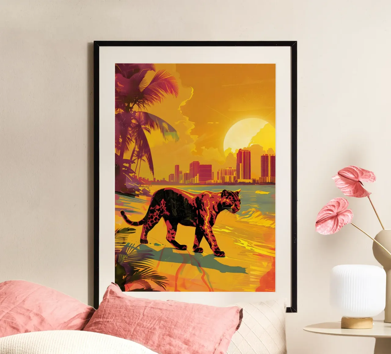 Puma sulla spiaggia di Miami poster con telaio in plastica da WILD ART
