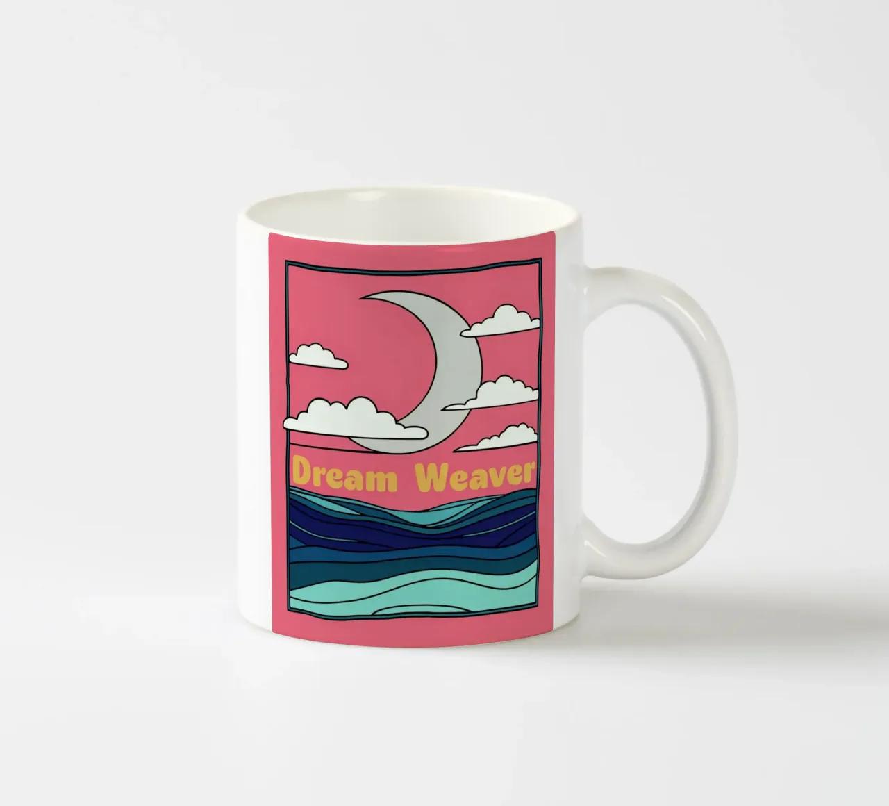 Il viaggio celeste del tessitore di sogni: Una luna e un oceano mistici tazza in ceramica da Artistic-shop