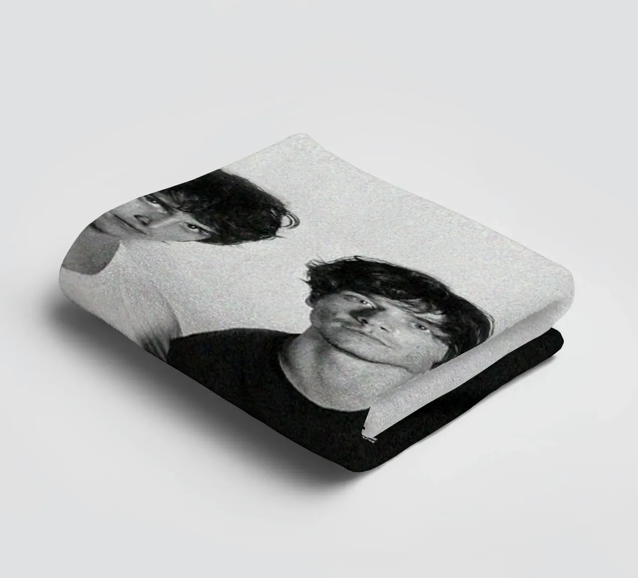 Melodieën in schaduwen badhanddoek van ktlocb