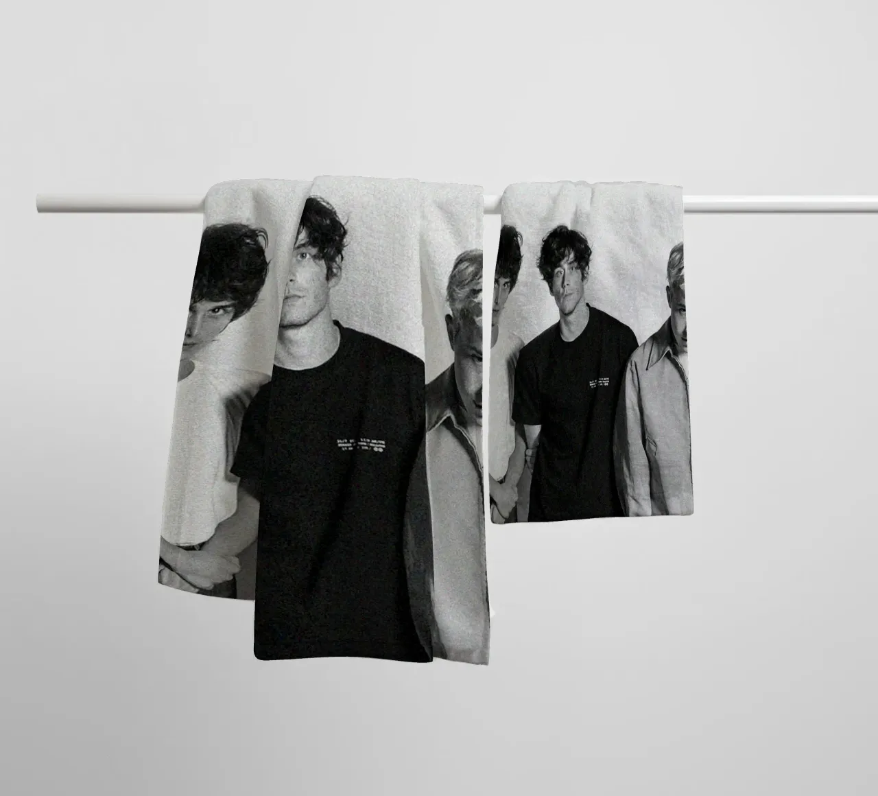 Melodieën in schaduwen badhanddoek van ktlocb