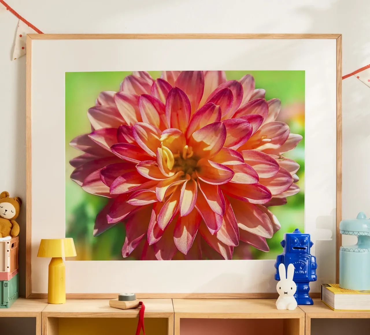 Your Inner Dahlia - Stampa d'arte da parete di un fiore vibrante poster da jay