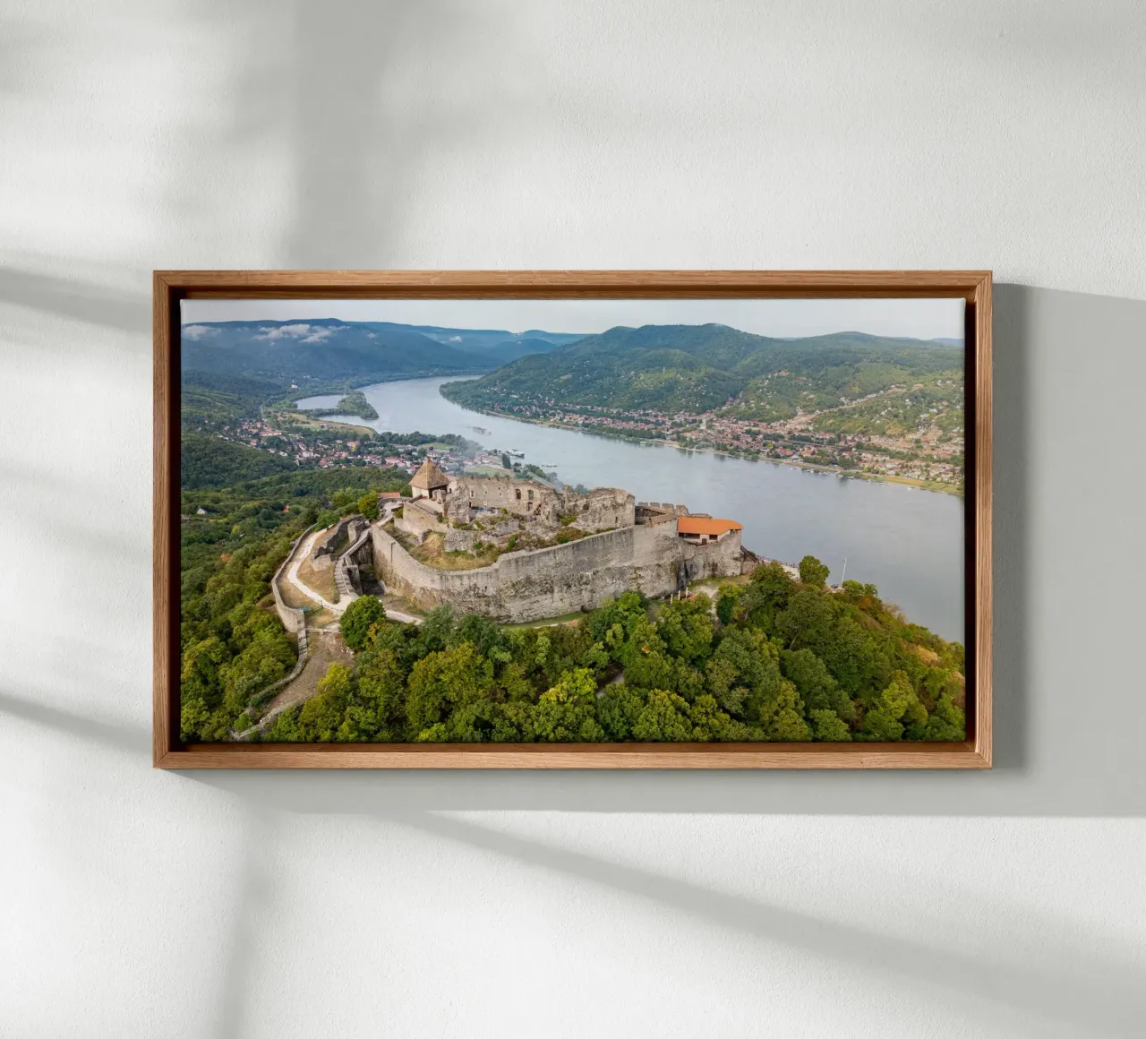 Vista aerea di Visegrad tela con Cornice a cassetta da anderm