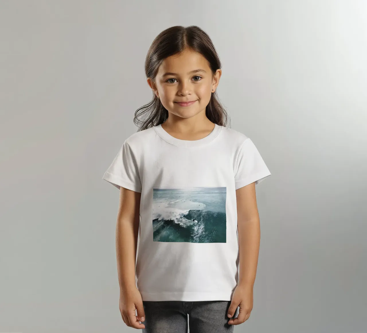 surfer kinder t-shirt van Earthly Visions