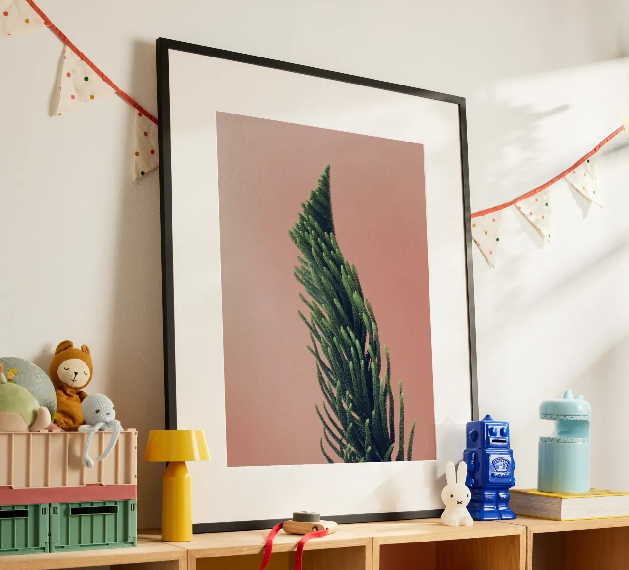 albero poster con telaio in alluminio da Earthly Visions