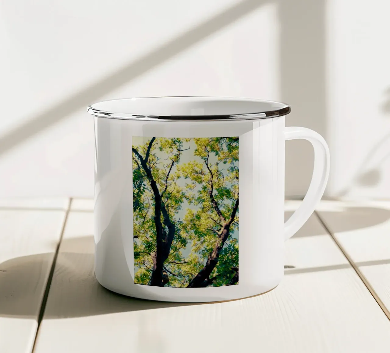 albero alto con foglie gialle tazza in smalto da Earthly Visions