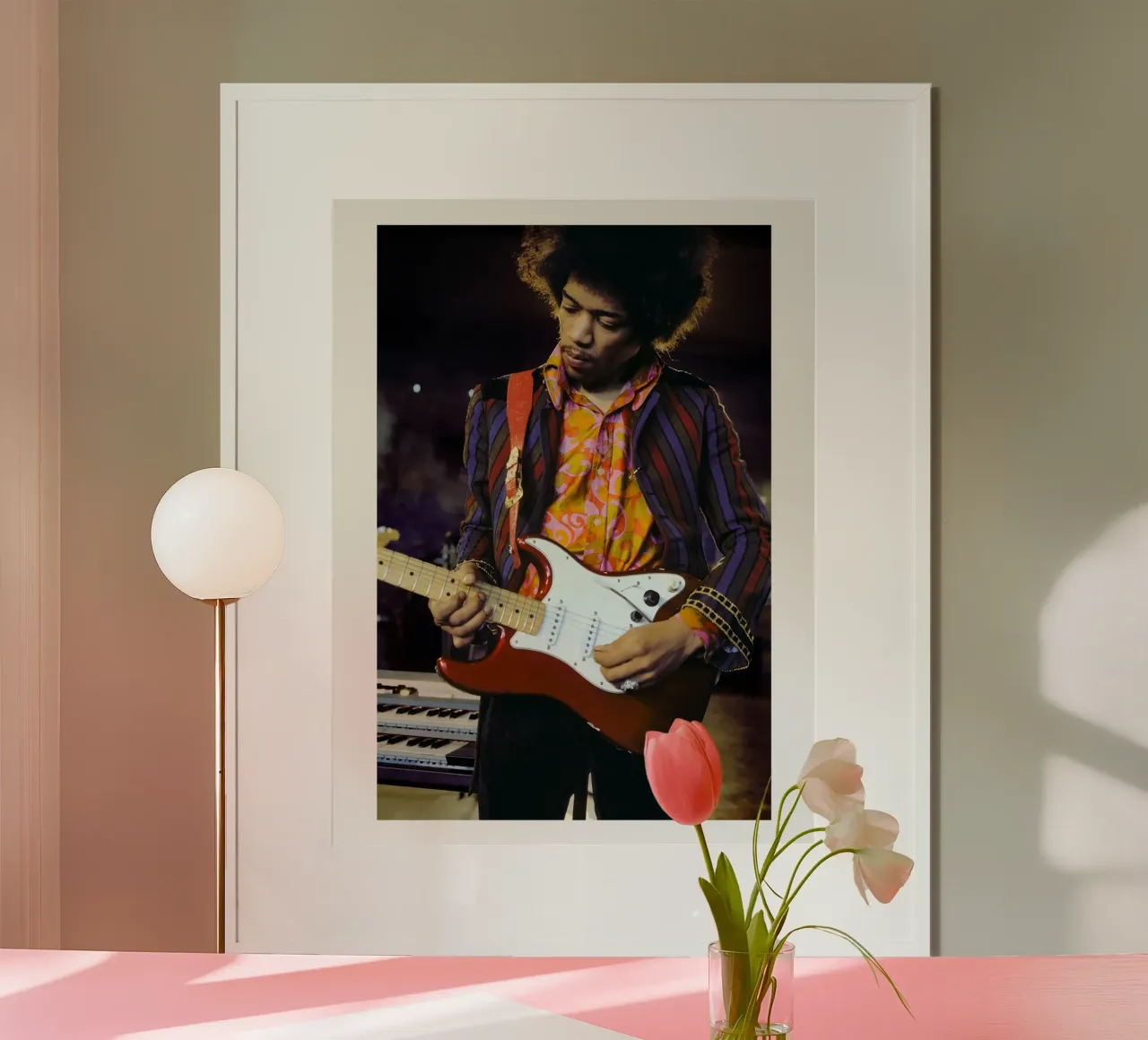 Le leggende della chitarra di Jimi Hendrix poster con telaio in alluminio da leguesdreams