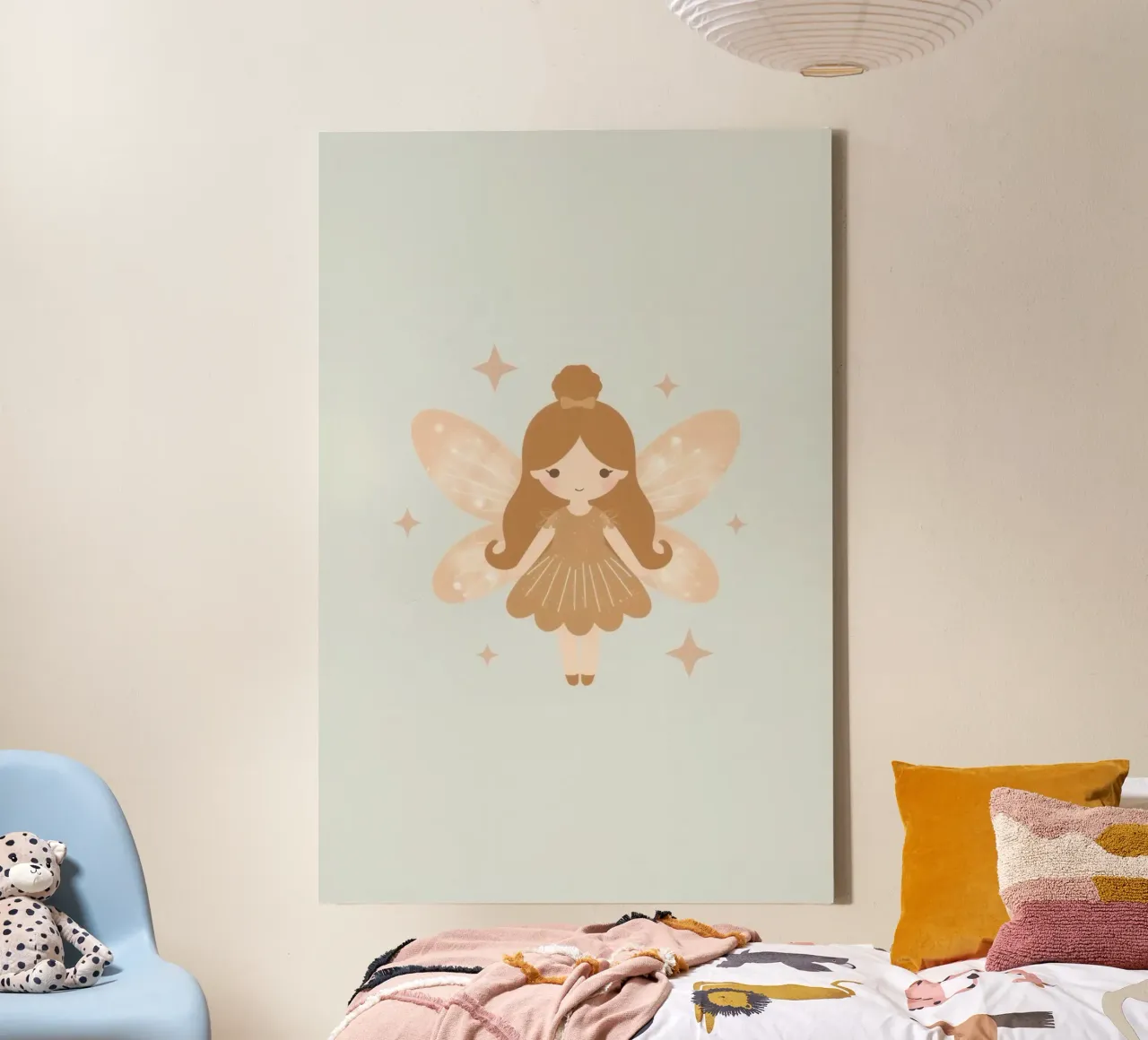Fata carina dei cartoni animati con ali e stelle tela con Cornice a cassetta da DesignDoodle