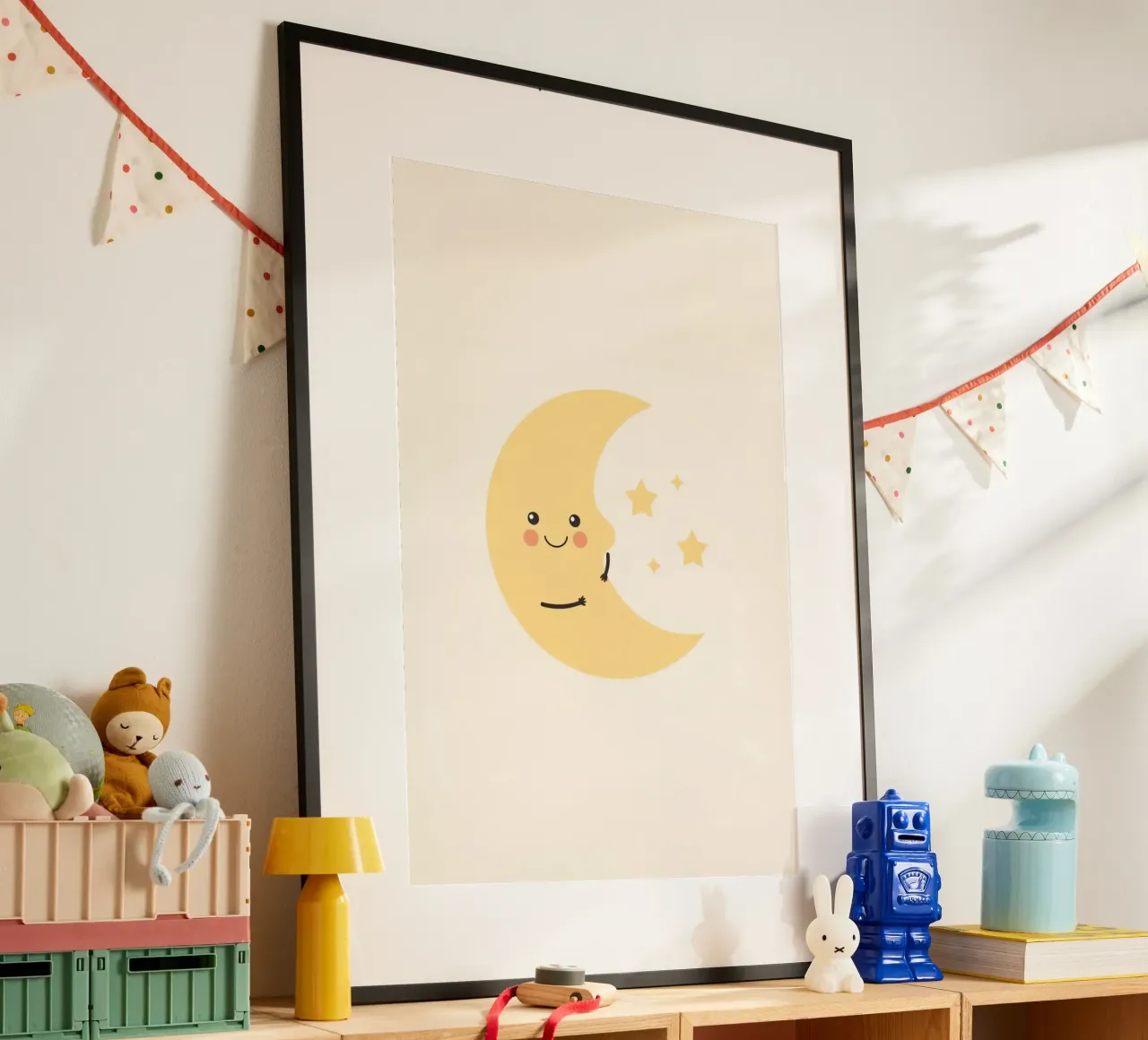 Carina la mezzaluna con le stelle poster con telaio in legno da DesignDoodle