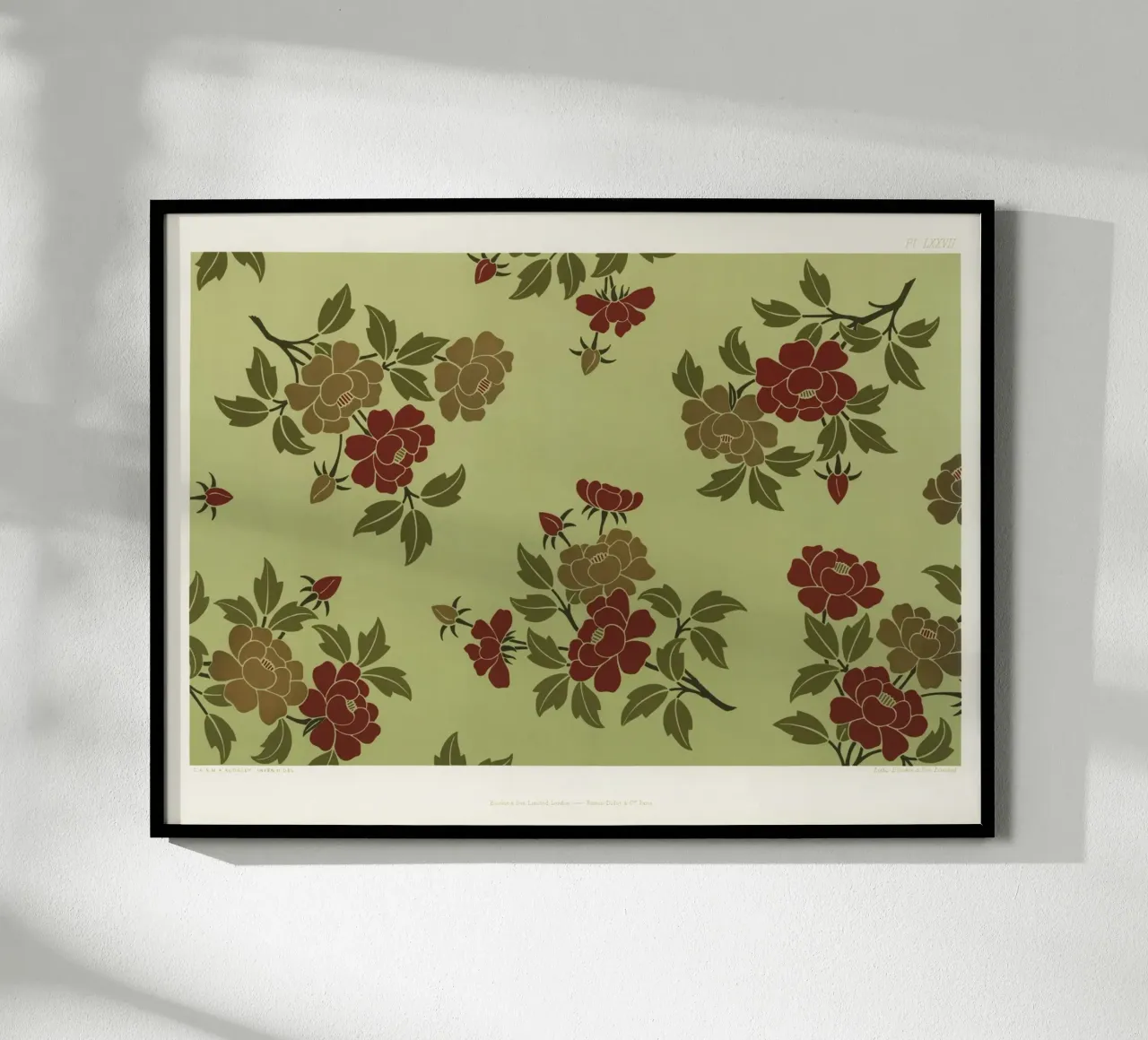 Japanese flowers and leaves pattern poster con telaio in plastica da vintageshop
