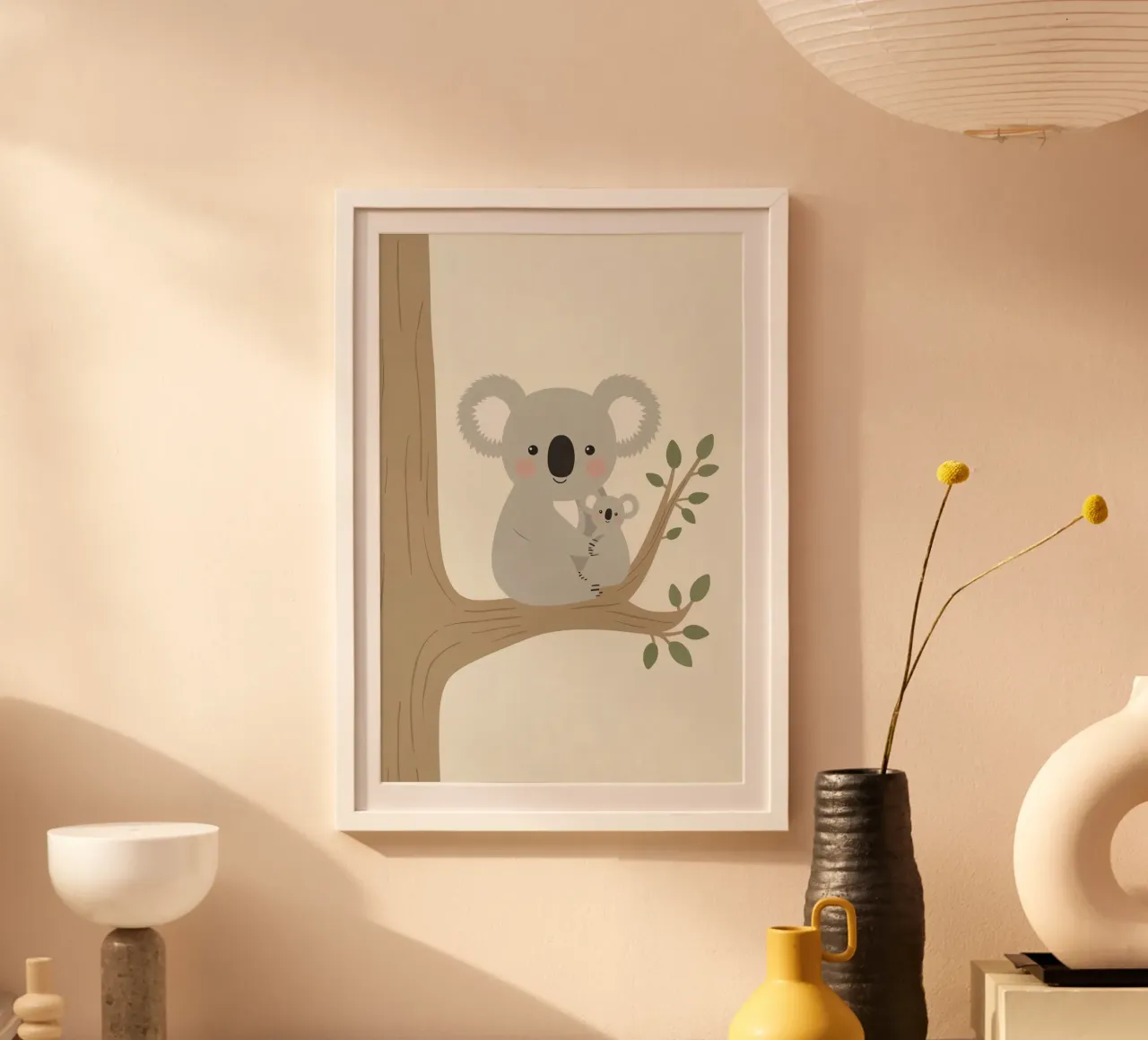 Madre e figlio di Koala felici che si abbracciano su un ramo poster con telaio in plastica da DesignDoodle